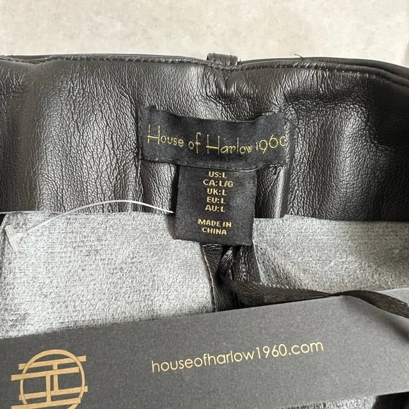 House of Harlow 1960  vegan leather skirt Black Skater Mini Belt & Buckle Sz L - Picture 8 of 9